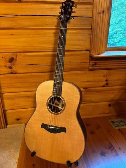 Photo of free acoustic guitar giveaway (brisbane) #3