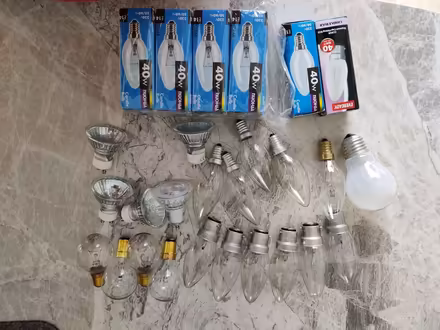 Photo of free Selection of old style filament light bulbs (Hanworth RG12) #1