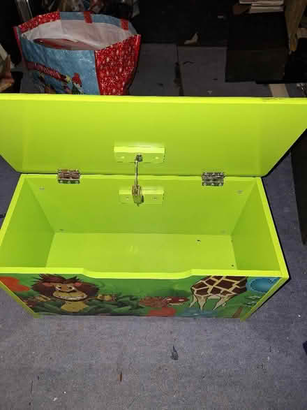 Photo of free Toy chest (Southborough TN4) #1