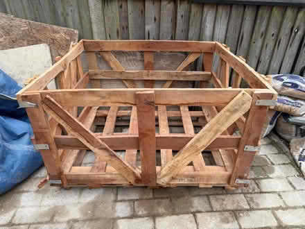 Photo of free very heavy,sturdy pallet box (Saham Toney IP25) #1