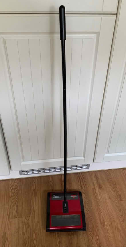 Photo of free Floor/Carpet Sweeper (Bussage GL6) #1
