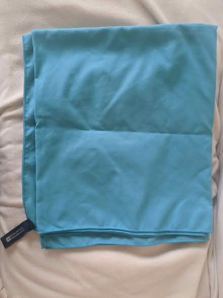 Photo of free Blue Mountain Warehouse micro towel (West Kensington W14) #1