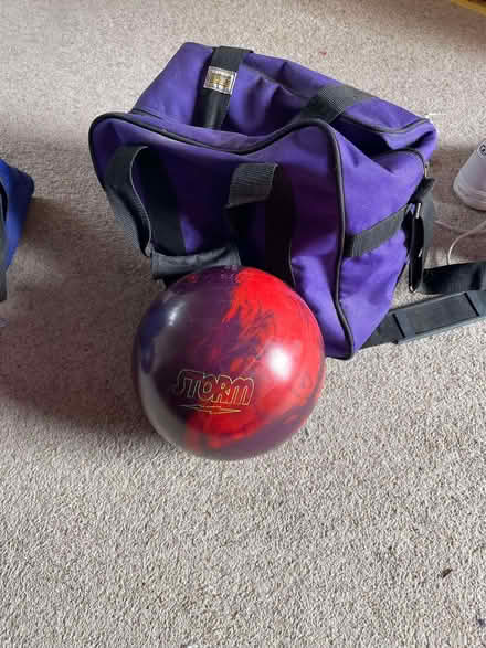Photo of free Two bowling balls in single bags, plus bowling shoes (New Malden KT3) #2