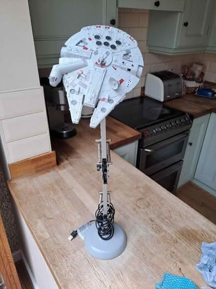 Photo of free Star Wars Millennium Falcon USB desk lamp. (Welwyn Garden City AL8) #1