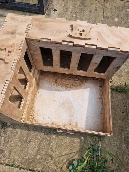 Photo of free Hay feeder and bedding/litter tray (Up Hatherley GL51) #2