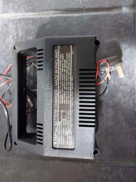 Photo of free battery charger (Penryn TR10) #2