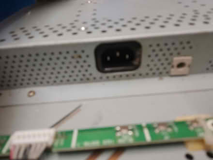 Photo of free computer screen (CO15) #3