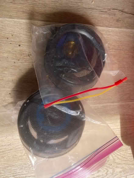 Photo of free 2 Car Speakers (High Bentham LA2) #3