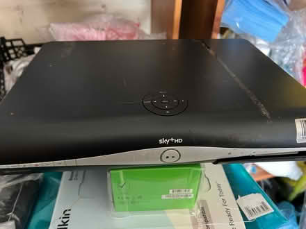 Photo of free Old Sky +HD tv (Hanworth Park TW13) #1