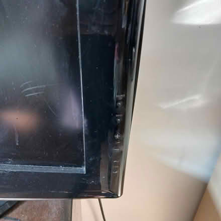 Photo of free Samsung (RM1 4SH. Romford) #3