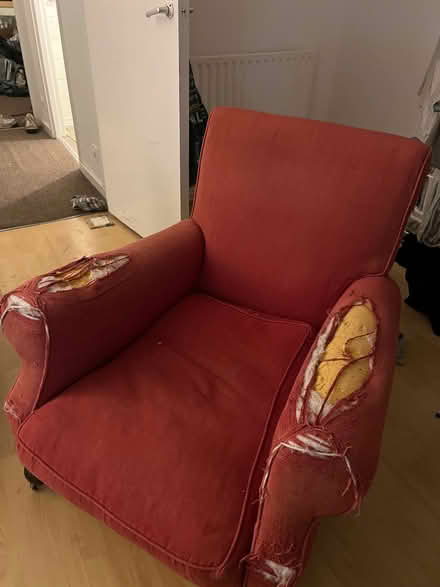 Photo of free Red armchair, damaged arms (N16) #1