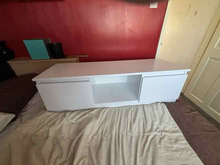 Photo of free Glossy White TV Unite (Wigston, Leicester, LE18) #1