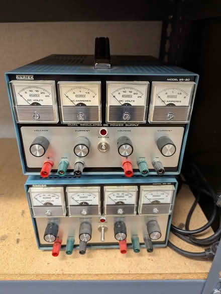 Photo of free dual-output DC power supplies (Near Slack and Merivale) #1
