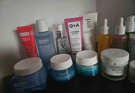 Photo of free Small box of skincare (BT37) #2
