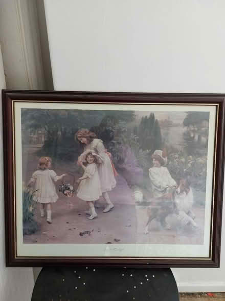 Photo of free Framed picture. (Churchgate EN8) #1