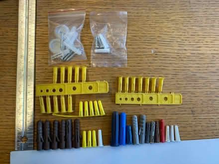 Photo of free Plastic wall plugs (Walton Manor OX2) #1