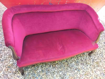 Photo of free Small velvet seat/setee (Little Wenlock TF6) #3