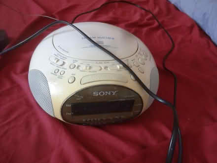Photo of free Clock radio with CD function (Greenford UB6 8PF) #1