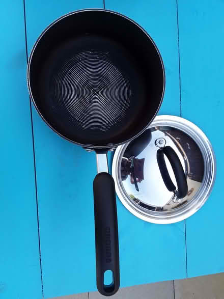 Photo of free Circulon Saucepan (Far Bletchley MK3) #2