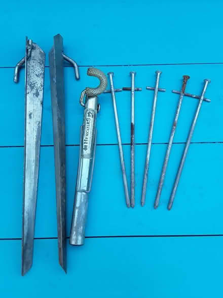 Photo of free Awning/Tent Pegs and Remover (Far Bletchley MK3) #1