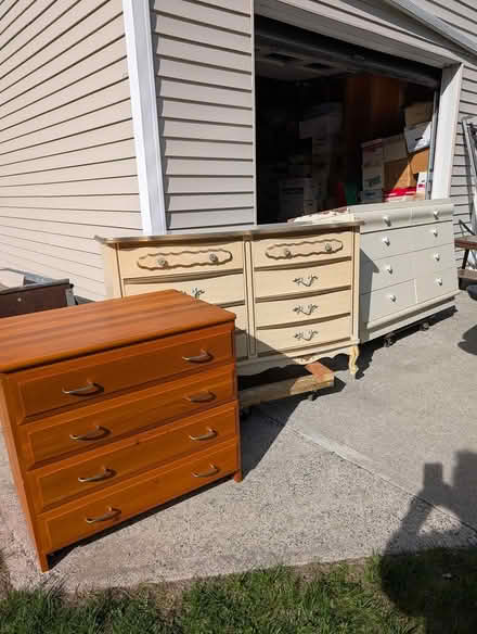 Photo of free Furniture etc (Kinsley St & Crescent Ave) #3