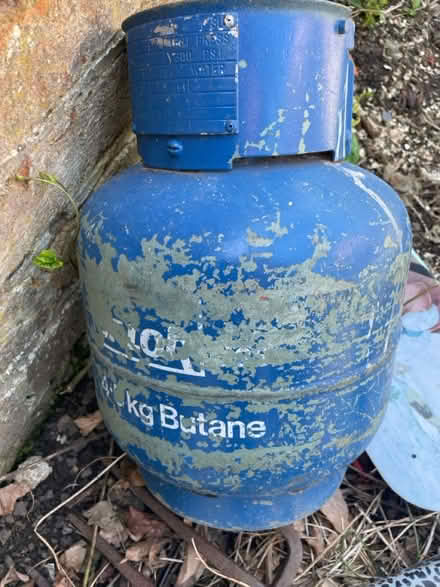 Photo of free Empty gas bottle (Rowhedge) #2