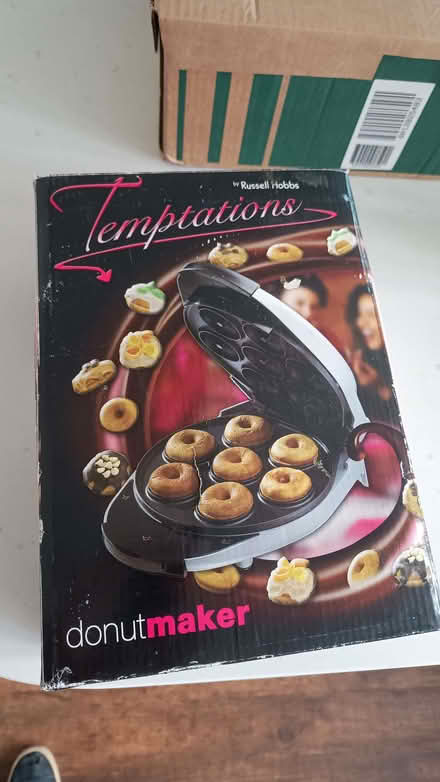 Photo of free Mini donut maker (Stanford in the Vale SN7) #1
