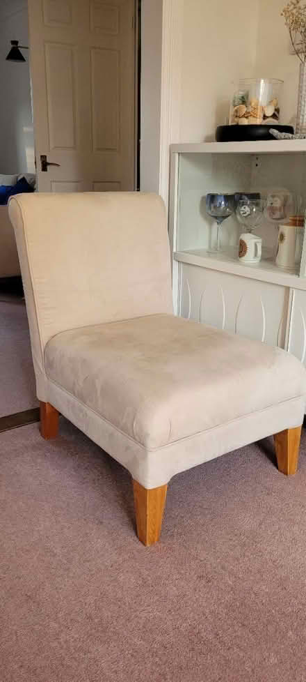 Photo of free Lovely cream Chair (Wokingham, RG41) #1