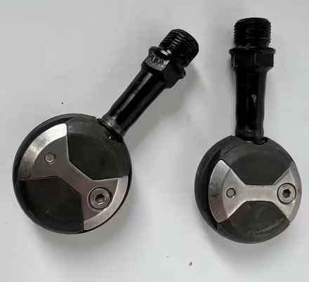 Photo of free Clipless pedals (Leslieville) #1