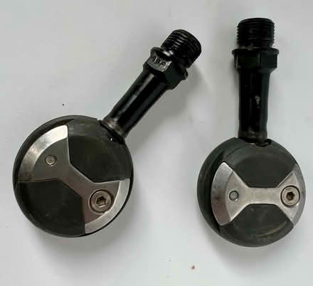 Photo of free Clipless pedals (Leslieville) #1