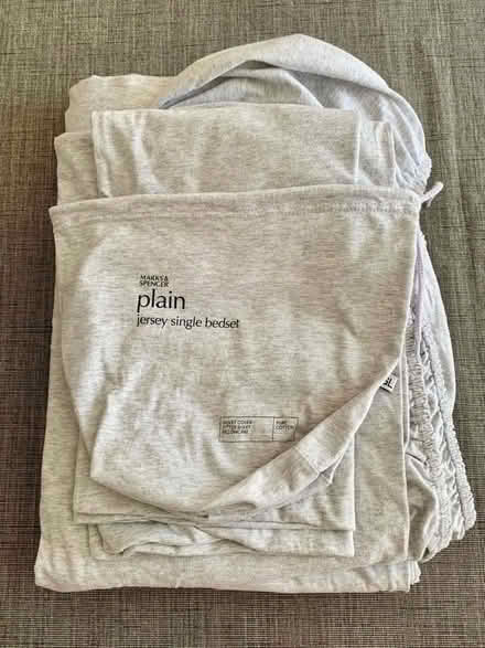 Photo of free Single bed set and storage bag (Studham LU6) #1