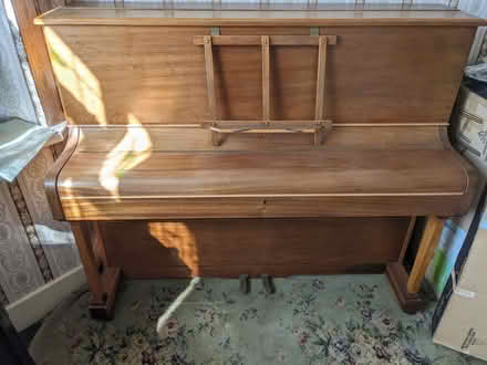 Photo of free Piano (IP3) #2