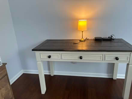 Photo of free Desk (The Vistas) #1