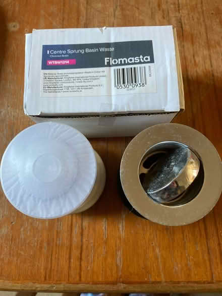 Photo of free Sink / basin waste plugs (St Leonards on Sea TN37) #2
