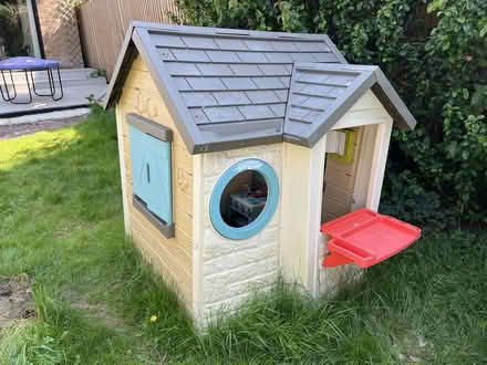 Photo of free Children's garden play house (Hinchley Wood KT10) #2