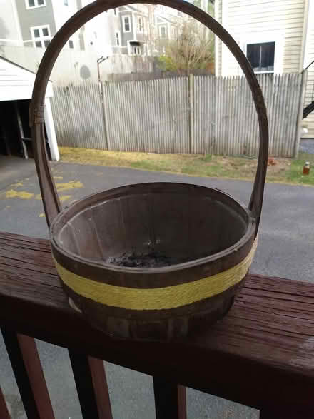 Photo of free round basket (Cambridge, Porter Square) #1