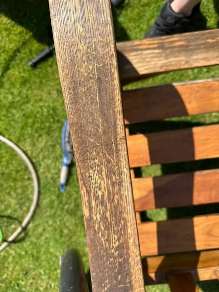 Photo of free Cotswold oak bench (Canvey ss8) #4