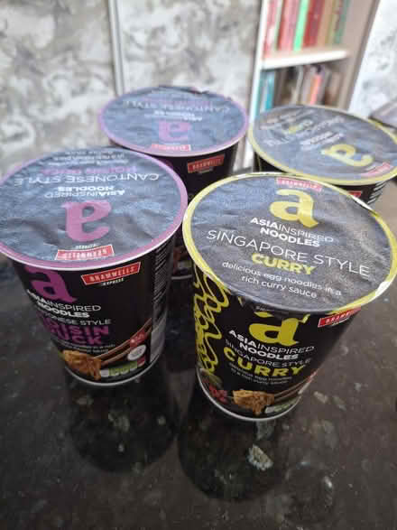 Photo of free 4 x noodle pots (Hastings TN34) #1