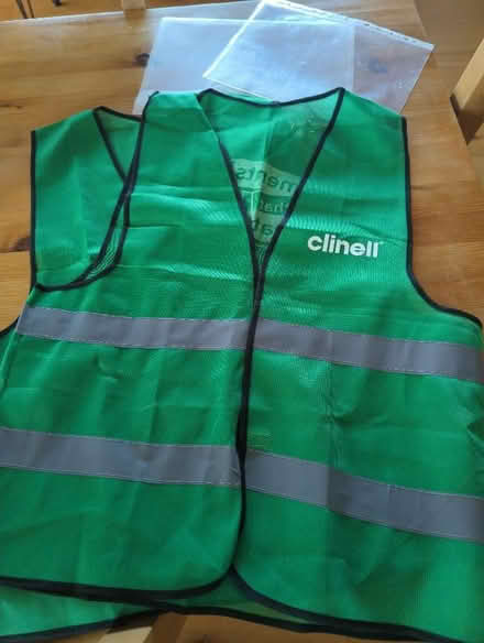 Photo of free 2 high viz vests (Craiglockhart EH14) #1