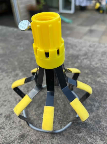 Photo of free Light bulb changer (Harrogate HG2) #1