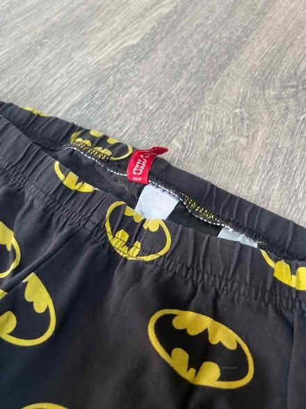 Photo of free Batman leggings. H&M. Medium. Good condition (Southsea PO4) #4