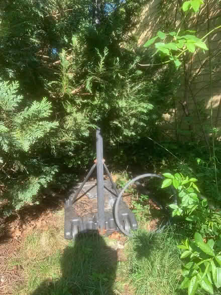 Photo of free Basketball hoop (West Molesey.) #1