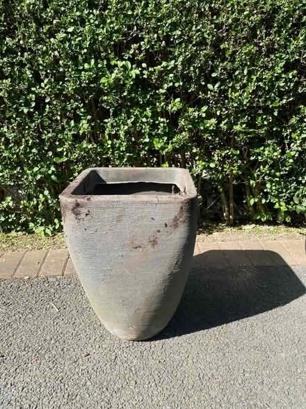 Photo of free Tall outdoor plant pot (Moortown LS7) #1