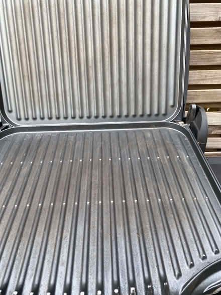 Photo of free George Foreman Lean Mean Grilling Machine (Hinchley Wood KT10) #2