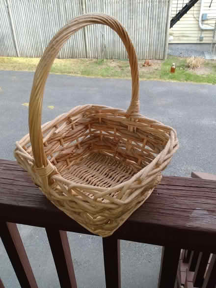 Photo of free square wicker basket (Cambridge, Porter Square) #1