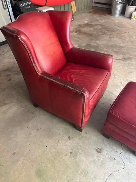 Photo of free Leather Chair (Sandy Springs-Riverside Dr) #1