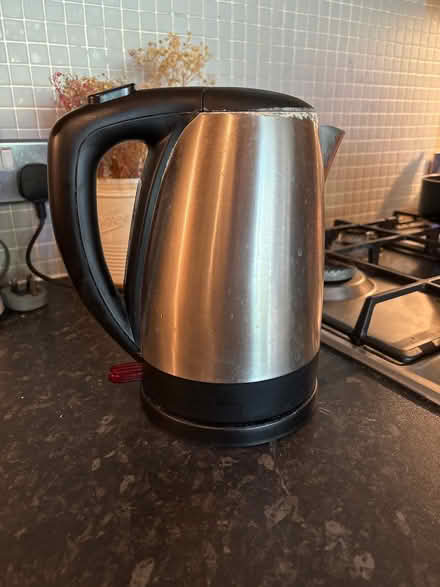 Photo of free Kettle (Stepney E1) #1