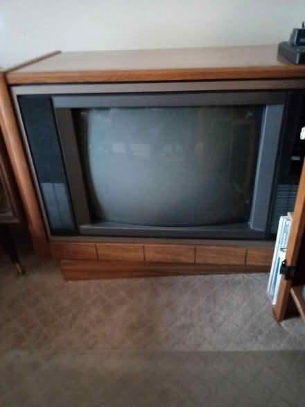 Photo of free TV General Electric (Upper East side of Loveland) #1