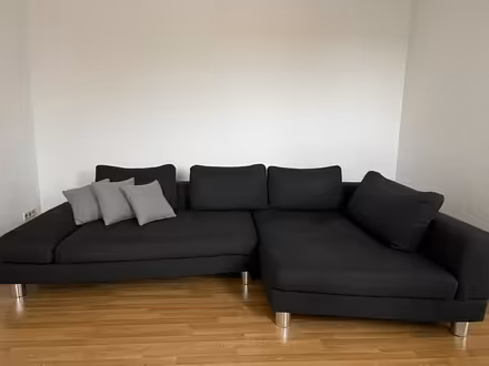 Photo of free Sofa mitt Kissen (Stuttgart Mitte) #2