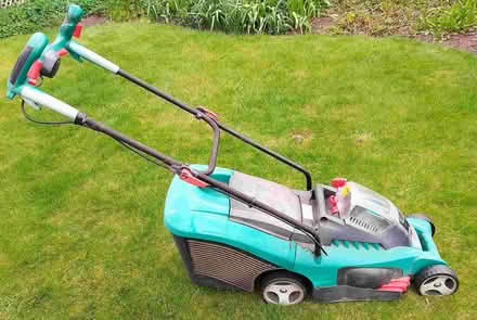 Photo of free Bosch Battery Powered Mower (Bournmoor DH4) #1